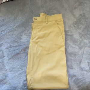 Eddie Bauer sports flex khaki pants Size 34x32